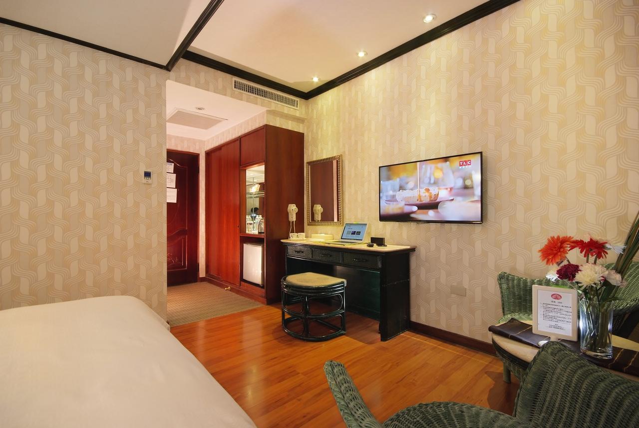 Pink Lotus Hotel Taipei Exterior photo